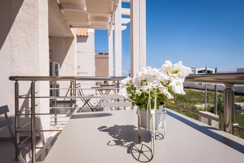 Athina Apartments Near The Sea Platania Platanés 外观 照片